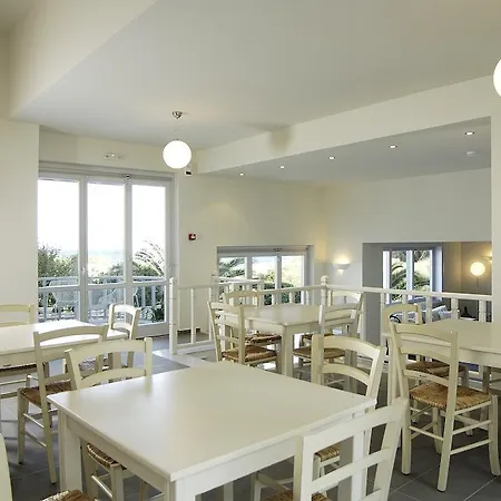 Filoxenia Aparthotel
