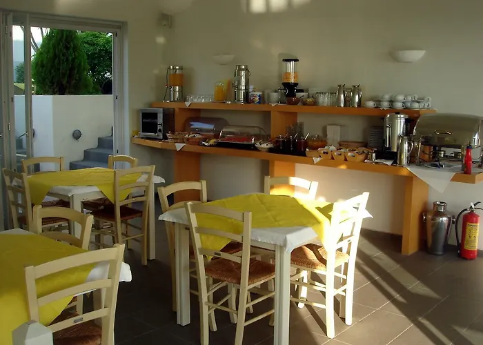 Filoxenia Aparthotel