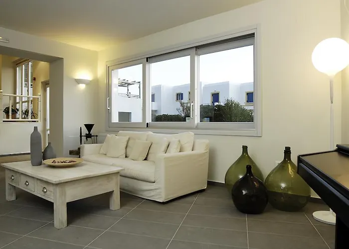 Filoxenia Aparthotel Agia Pelagia (Kythira)
